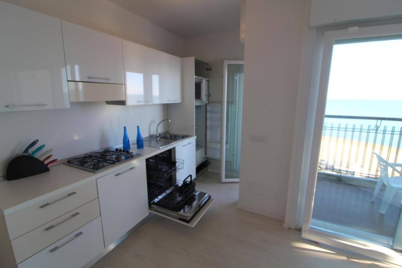 Residence Excelsior Lignano Sabbiadoro Exterior photo