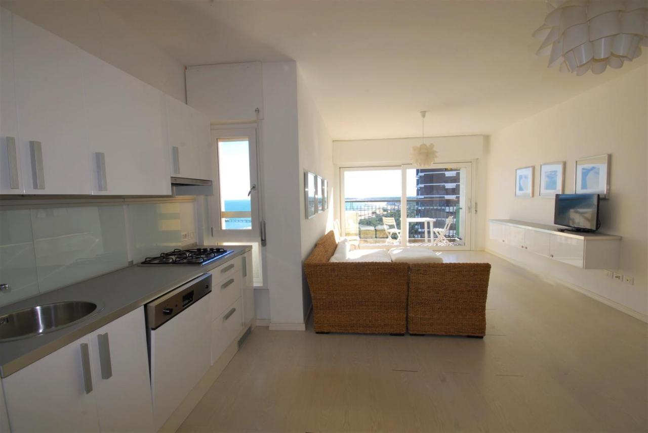 Residence Excelsior Lignano Sabbiadoro Exterior photo