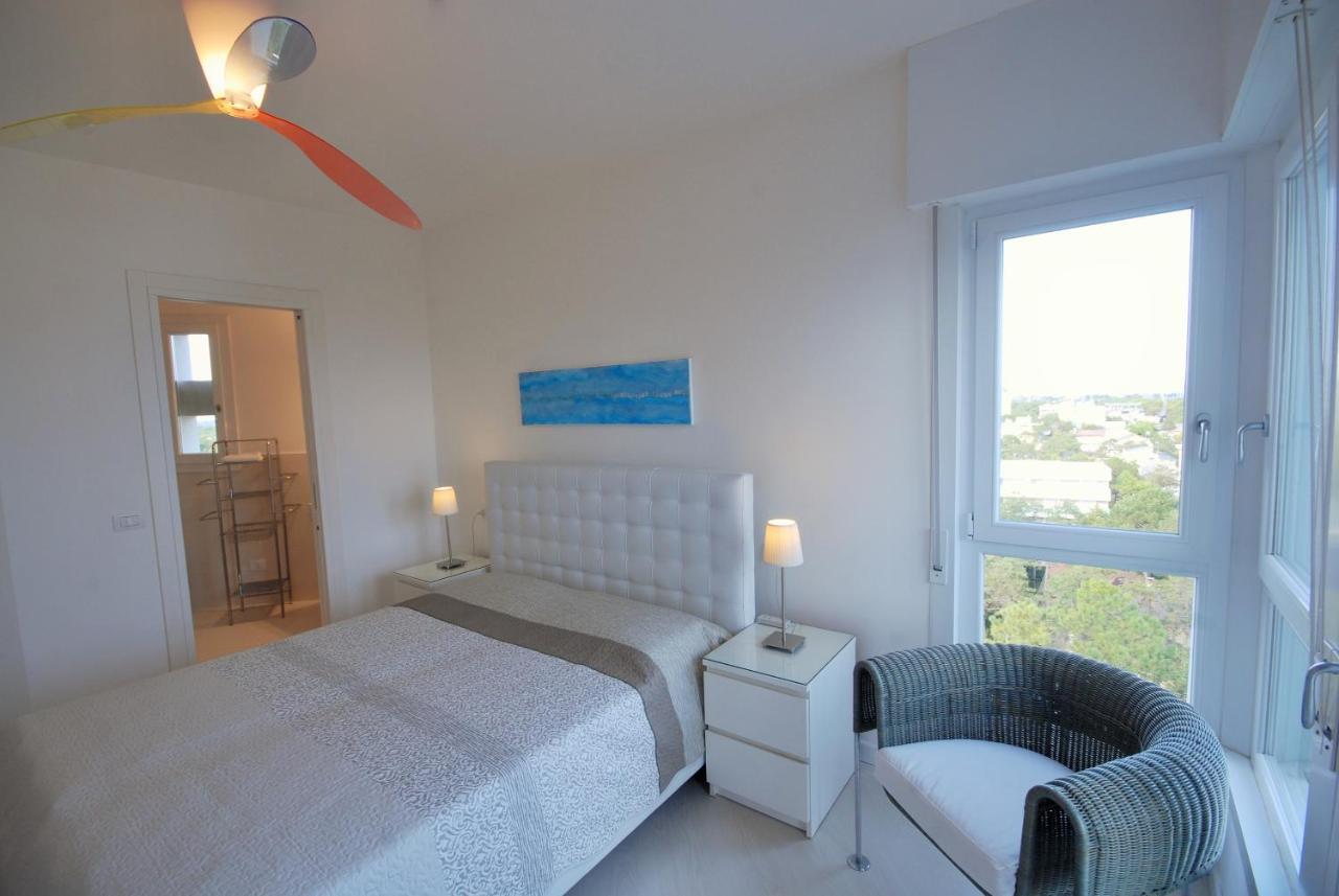 Residence Excelsior Lignano Sabbiadoro Exterior photo