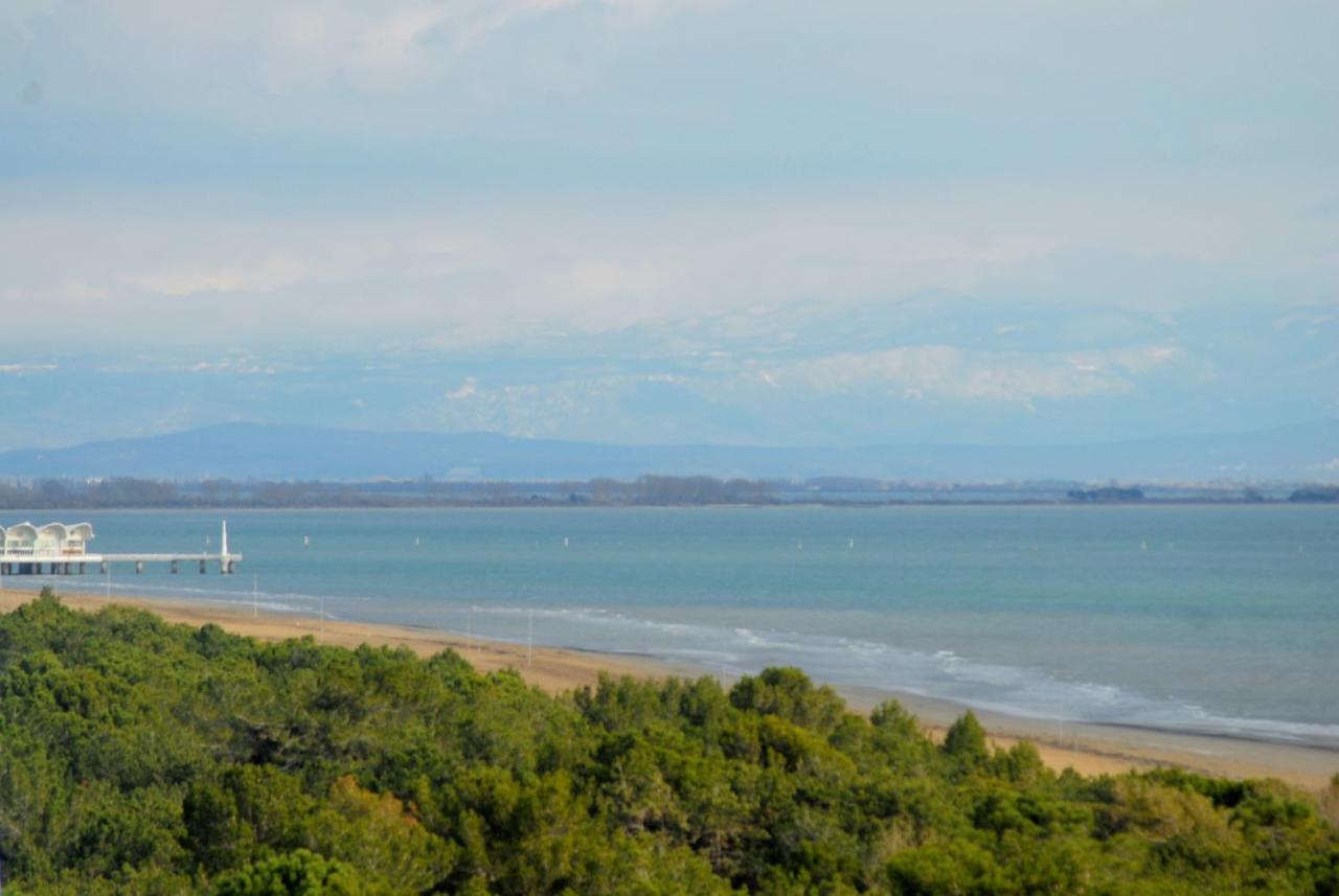 Residence Excelsior Lignano Sabbiadoro Exterior photo