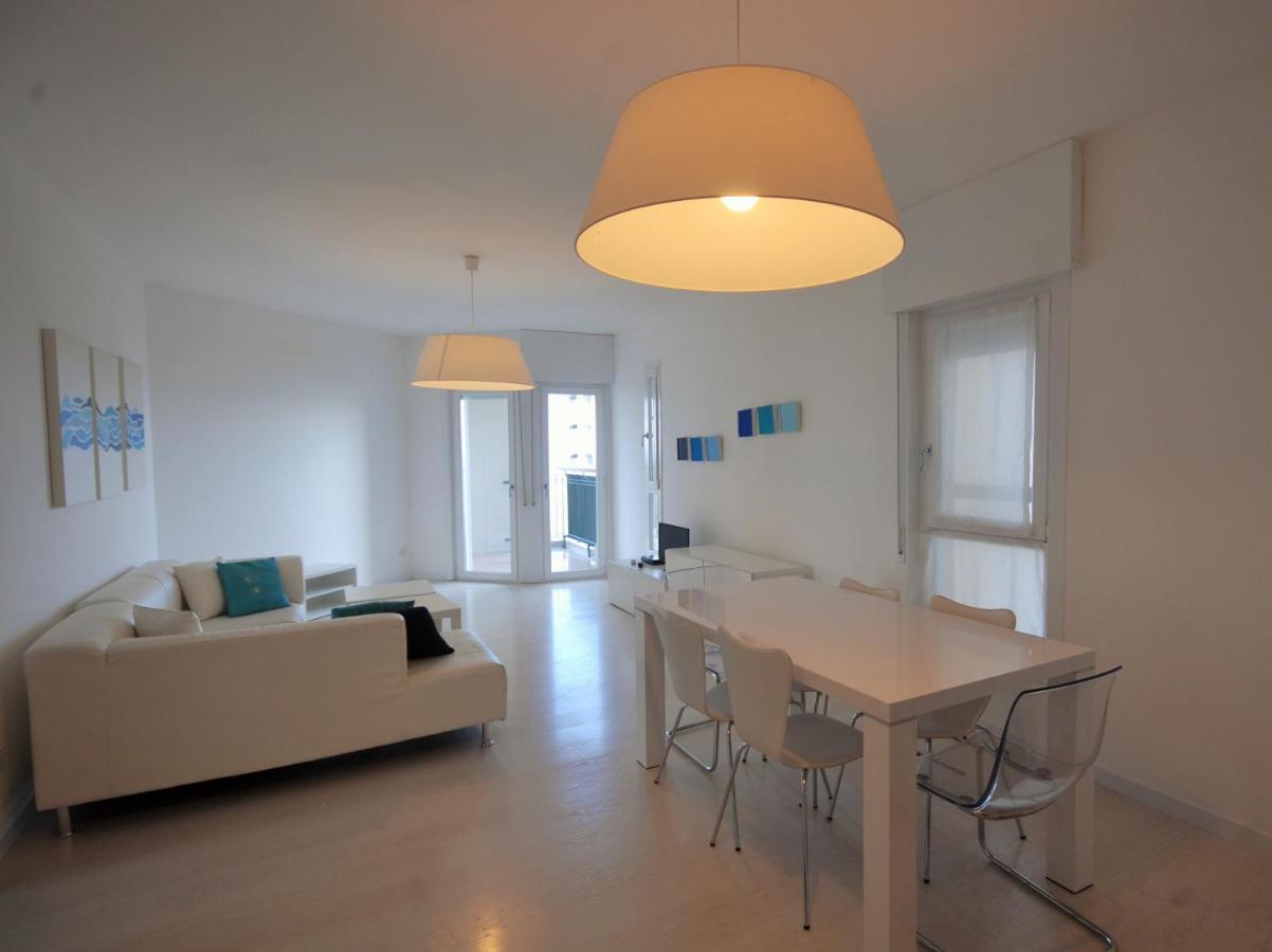 Residence Excelsior Lignano Sabbiadoro Exterior photo
